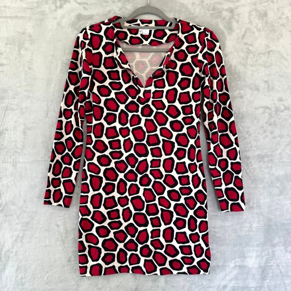 Diane Von Furstenberg Dresses & Skirts - Diane von Furstenberg Reina Red Black Geometric Silk Jersey Mini Dress‎ Size 2
